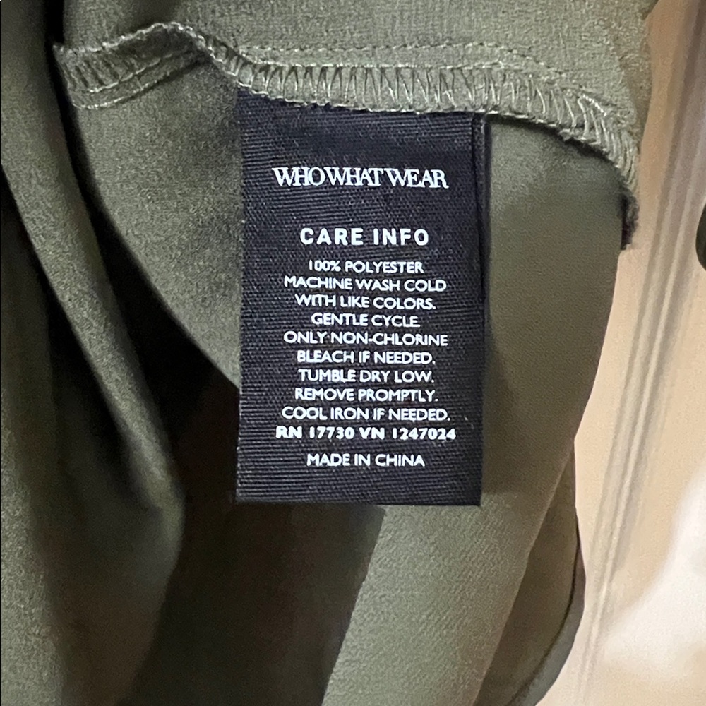 Who What Wear Button Up - Picture 4 of 4